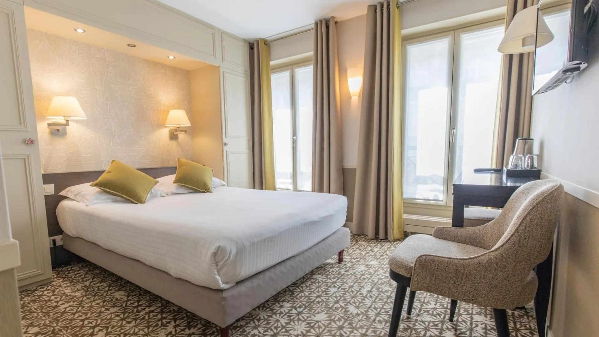 Hotel Passy Eiffel Paryż