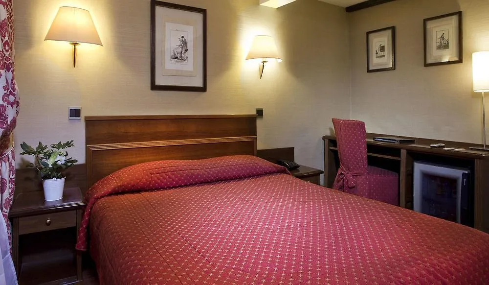 Hotel Passy Eiffel Paryż